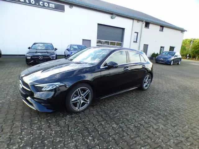 Mercedes-Benz A-Class 200 AMG Line Premium Standheizung AHK Burmeste 05/2024-photo-7