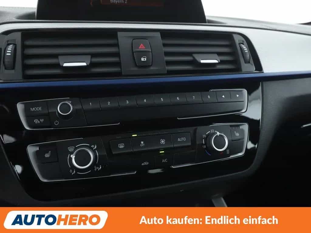 BMW 118 1er 118i M Sport *NAVI*LED*TEMPO*PDC*SHZ* 07/2018-photo-21