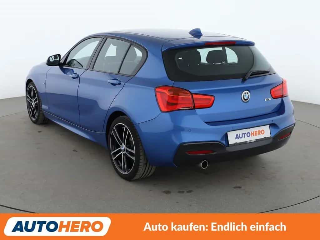 BMW 118 1er 118i M Sport *NAVI*LED*TEMPO*PDC*SHZ* 07/2018-photo-3