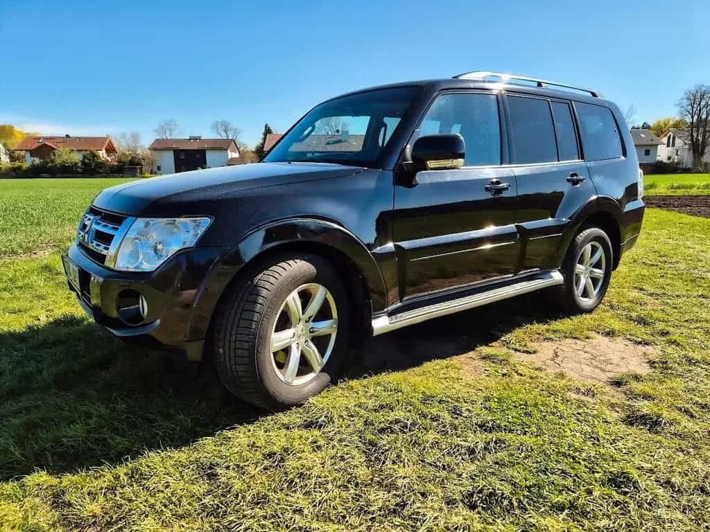 Mitsubishi Pajero 3,2 DI-D 4WD Instyle, Automatik 07/2012-photo-10
