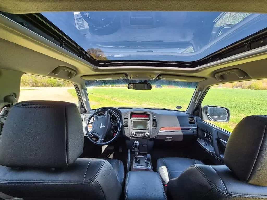 Mitsubishi Pajero 3,2 DI-D 4WD Instyle, Automatik 07/2012-photo-4