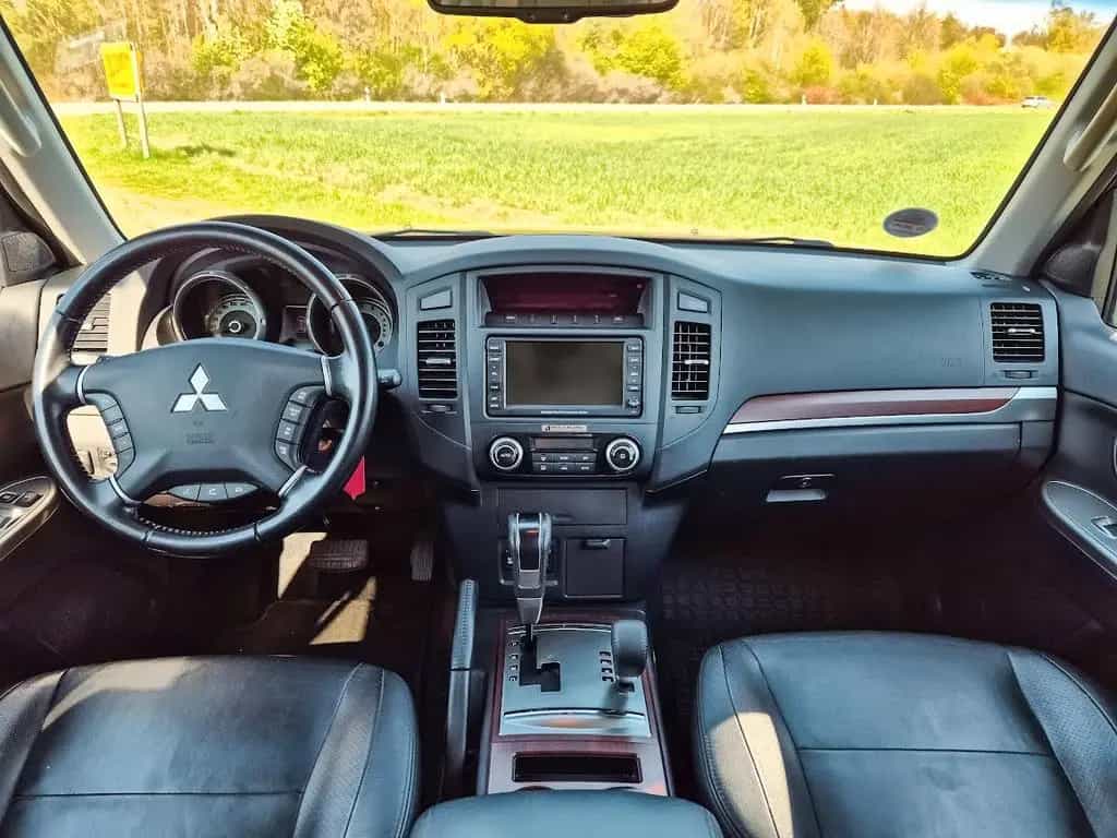 Mitsubishi Pajero 3,2 DI-D 4WD Instyle, Automatik 07/2012-photo-5
