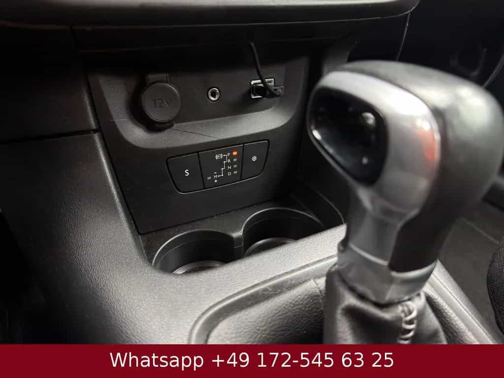 Citroën C3 Feel Automatik /GARANTIE/ALU/SPUR+TOT-ASSIST/ 11/2017-photo-18