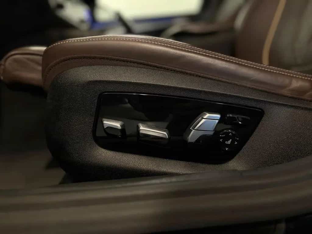 BMW 540 i xDrive Touring  M Sport*VOLL! 05/2020-photo-7