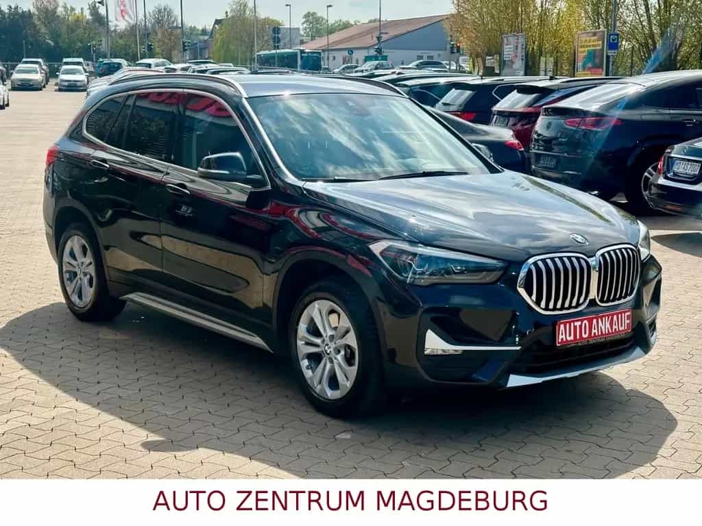 BMW X1 xDrive20iA *NAVI*LED*ALLRAD*AUTOMATIK*1.HAND 12/2020-photo-3