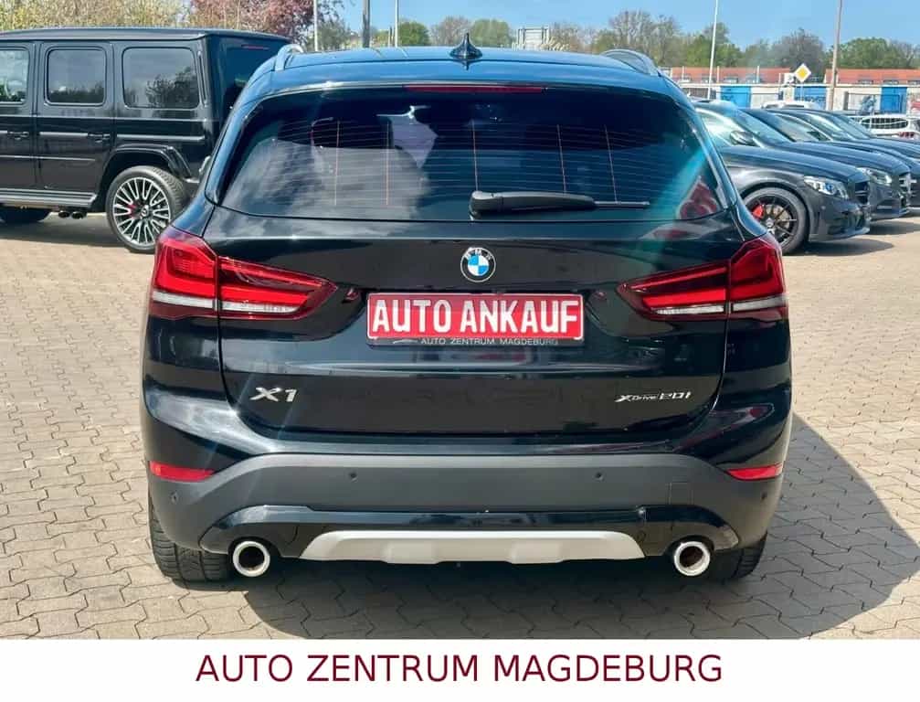 BMW X1 xDrive20iA *NAVI*LED*ALLRAD*AUTOMATIK*1.HAND 12/2020-photo-5