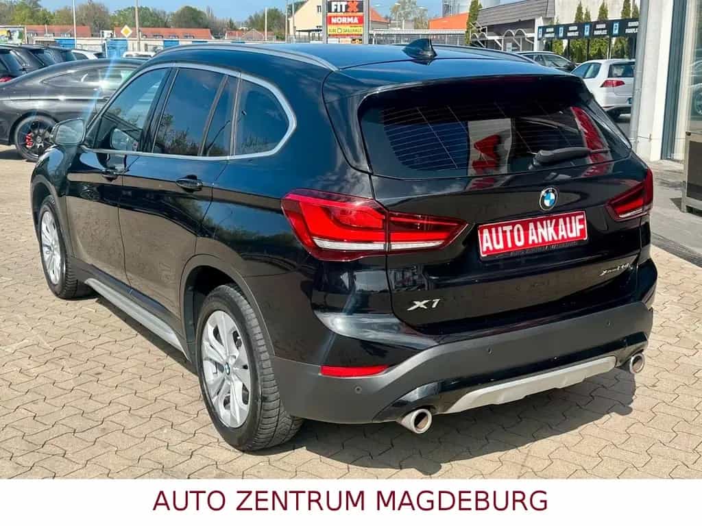 BMW X1 xDrive20iA *NAVI*LED*ALLRAD*AUTOMATIK*1.HAND 12/2020-photo-6