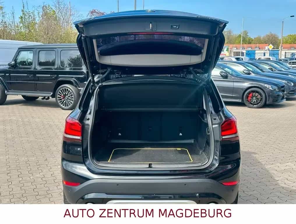 BMW X1 xDrive20iA *NAVI*LED*ALLRAD*AUTOMATIK*1.HAND 12/2020-photo-8
