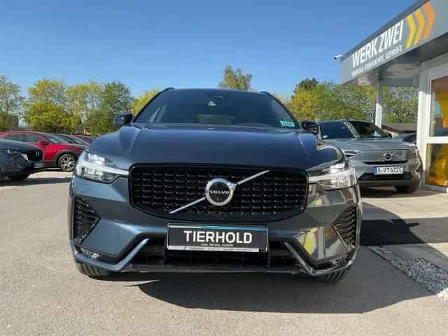 Volvo XC60 B5 R Design AWD AHK ACC HUD 360° 02/2022-photo-9