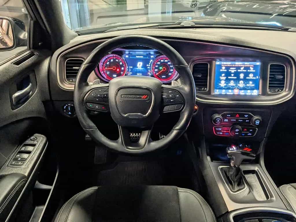 Dodge Charger SRT 6.4L V8 HEMI /Kamera/TÜV-Neu! 07/2020-photo-20
