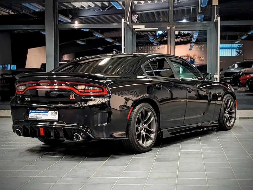Dodge Charger SRT 6.4L V8 HEMI /Kamera/TÜV-Neu! 07/2020-photo-3