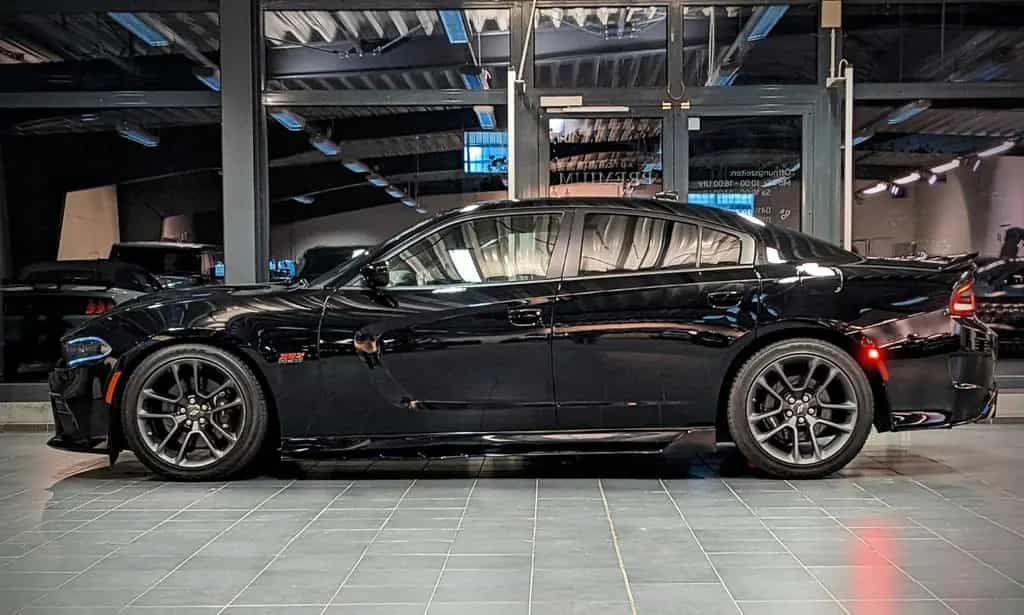 Dodge Charger SRT 6.4L V8 HEMI /Kamera/TÜV-Neu! 07/2020-photo-6