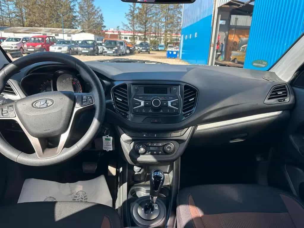Lada Vesta **Automatik**SHZ**Klima**PDC**Allwetter** 07/2018-photo-9