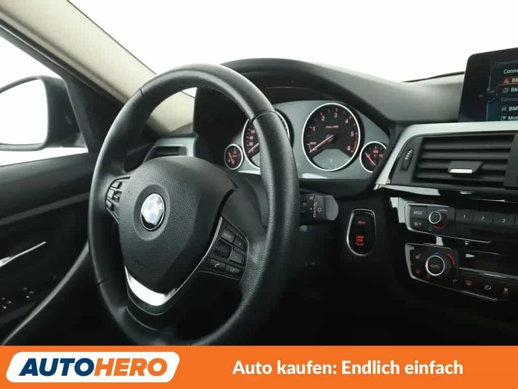 BMW 3 Series 320d xDrive Advantage Aut.*NAVI*LED*TEMPO* 05/2017-photo-12