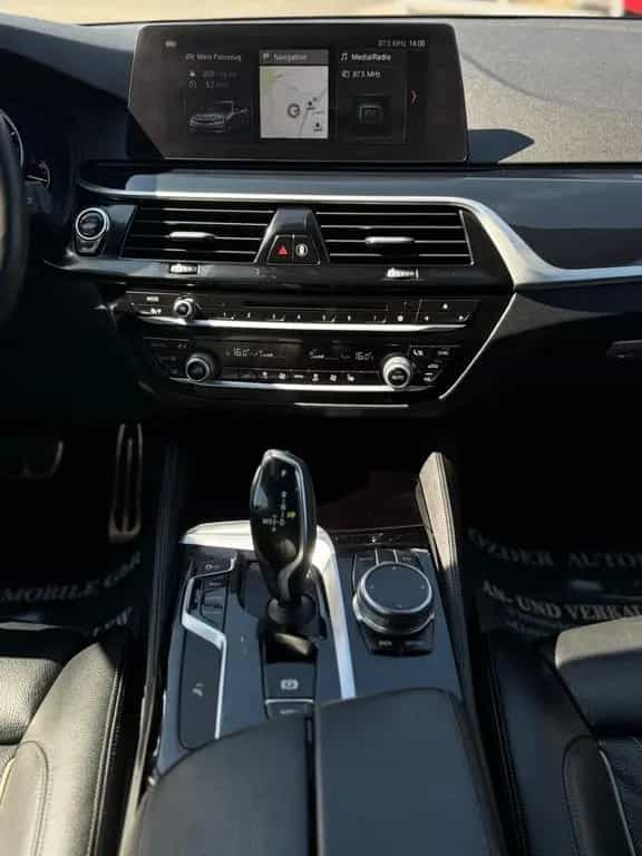 BMW 5 Series d Touring M Sport +Finanzierung+1.Hand 06/2017-photo-13