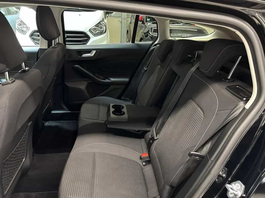Ford Focus 1.0 EcoBoost Turnier Titanium 04/2019-photo-11