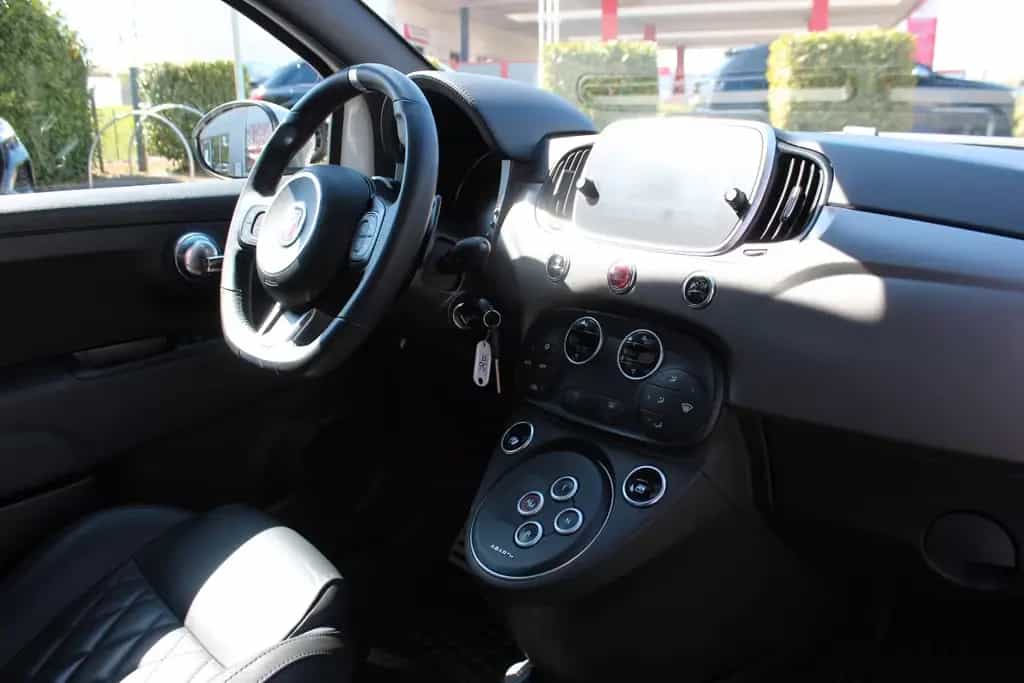 Abarth 595 Turismo 1.4 T-Jet Leder Pano Navi Digital 12/2021-photo-10