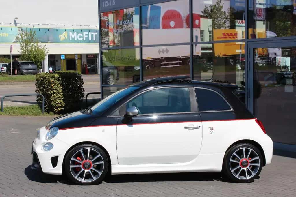 Abarth 595 Turismo 1.4 T-Jet Leder Pano Navi Digital 12/2021-photo-3