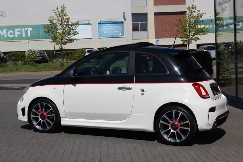 Abarth 595 Turismo 1.4 T-Jet Leder Pano Navi Digital 12/2021-photo-4