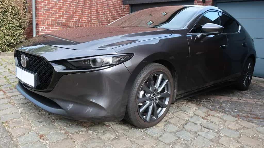 Mazda 3 / 186 PS /Leder/Design-P. 8-f.Bereif. a. Alu 04/2023-photo-4