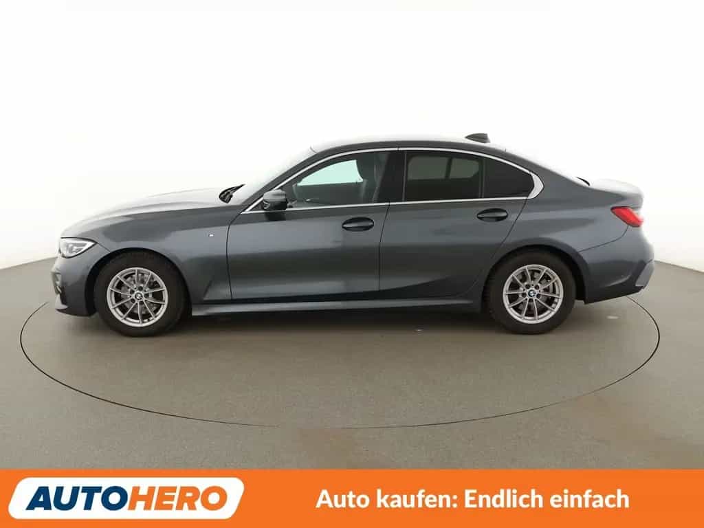BMW 320 3er 320d M Sport Aut.*NAVI*LED*TEMPO*PDC*SHZ* 01/2021-photo-2