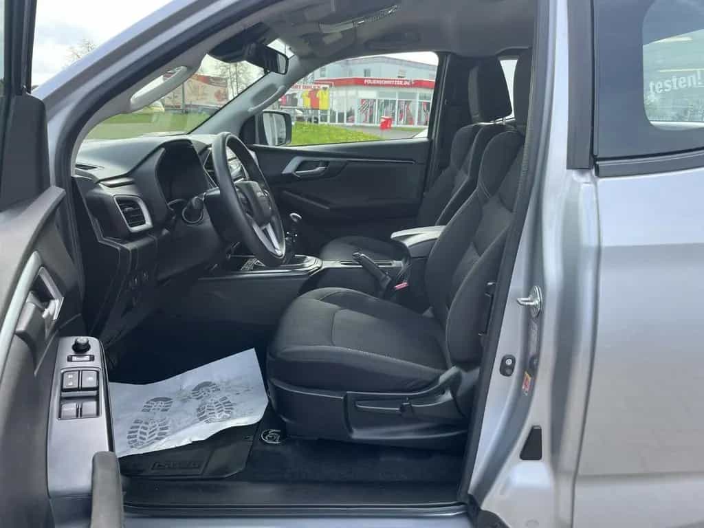 Isuzu D-Max 1.9 D Space Cab LS*MT 4x4*Klima*AHZV*Rollo 12/2022-photo-7
