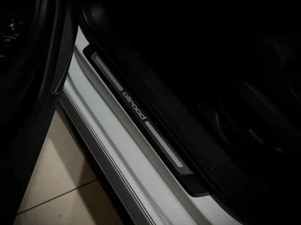 Audi A4 Allroad quattro|PANORAMA|B&O|LEDER|MATRIX|AHK 02/2017-photo-30