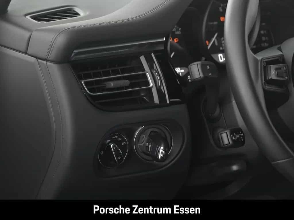 Porsche Macan / Panorama Dachsystem Sitzlüftung Memory S 06/2023-photo-9