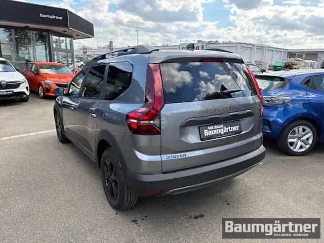 Dacia Jogger Extreme TCe 110 7-Sitzer/Kamera/PDC/LED 02/2026-photo-3