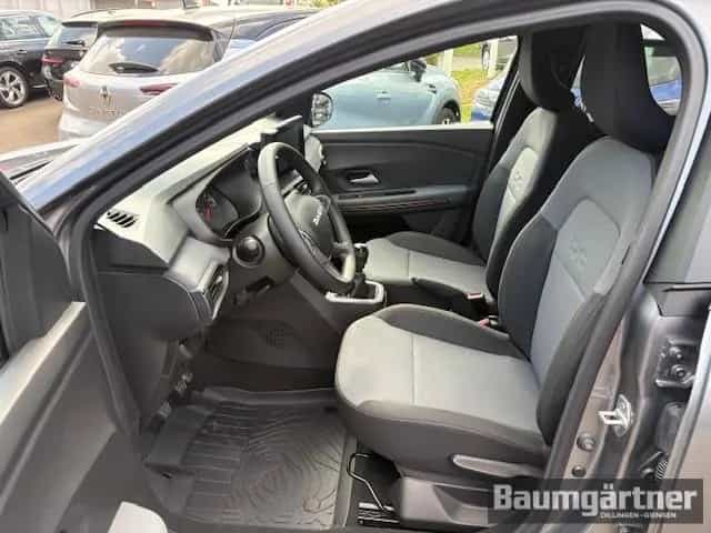 Dacia Jogger Extreme TCe 110 7-Sitzer/Kamera/PDC/LED 02/2026-photo-4
