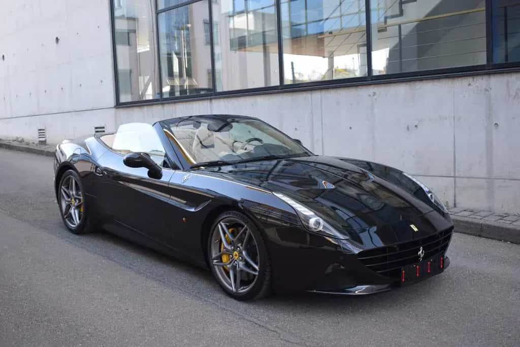 Ferrari California 3.9 V8 T *LEDLenkrad*Magneride*Kamera 09/2015-photo-11
