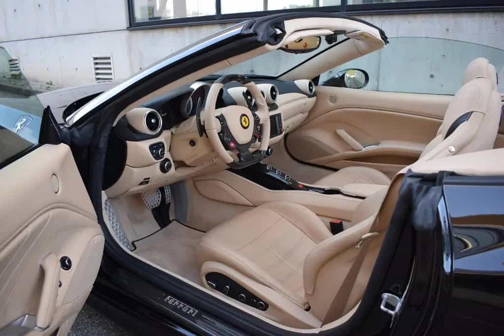 Ferrari California 3.9 V8 T *LEDLenkrad*Magneride*Kamera 09/2015-photo-14