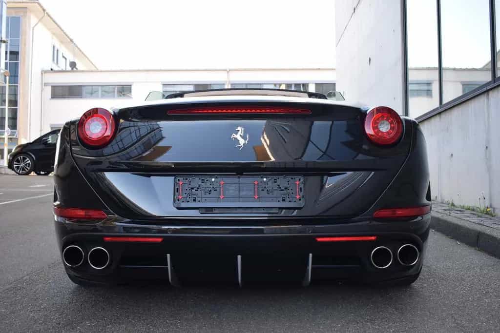 Ferrari California 3.9 V8 T *LEDLenkrad*Magneride*Kamera 09/2015-photo-3