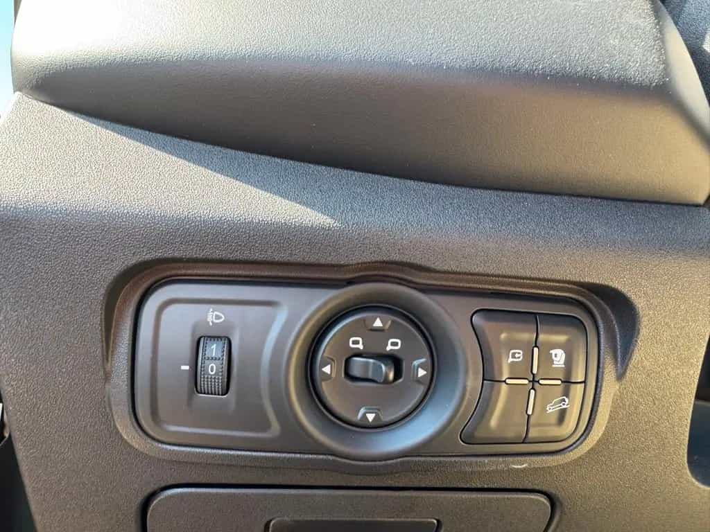 BAW 212 ZF 8GangAutomatik,Offroader,LED,Seilwinde,Leder null-photo-26