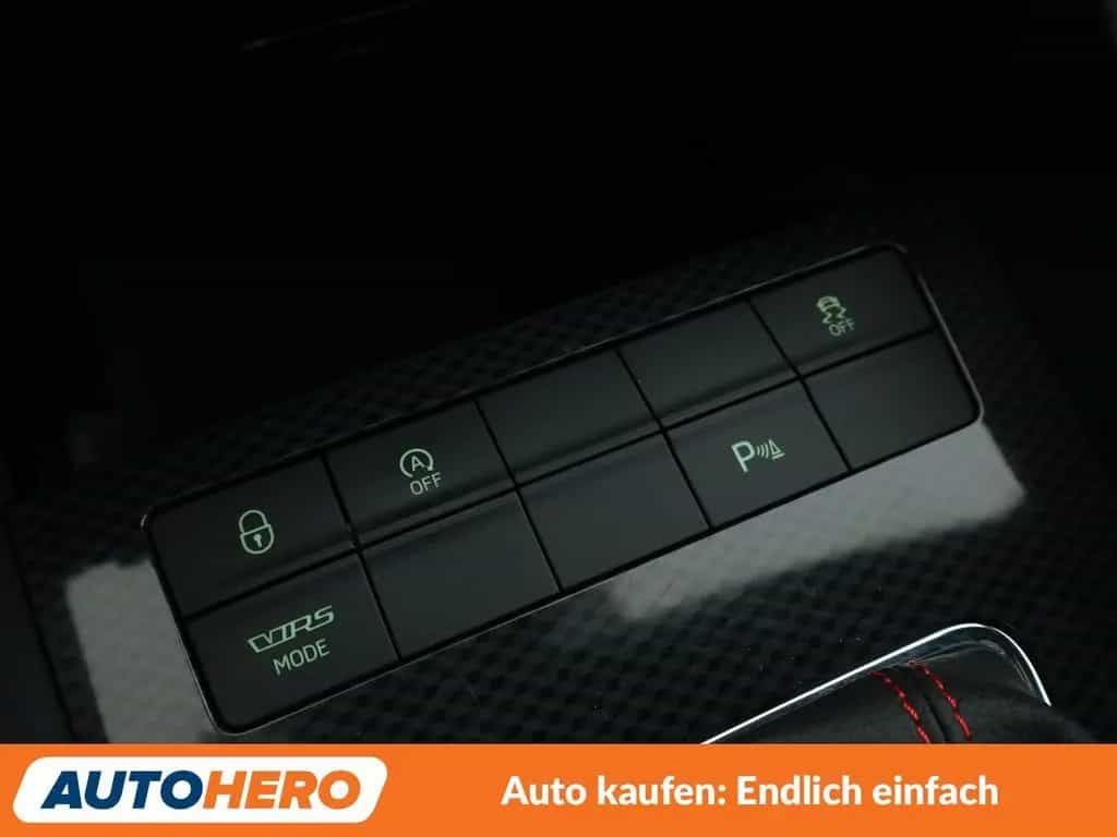 Skoda Octavia 2.0 TSI RS 245 Aut.*NAV*ACC*CAM*PDC*SHZ* 04/2020-photo-25