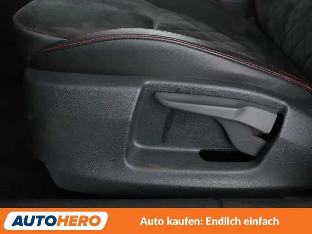 Skoda Octavia 2.0 TSI RS 245 Aut.*NAV*ACC*CAM*PDC*SHZ* 04/2020-photo-32