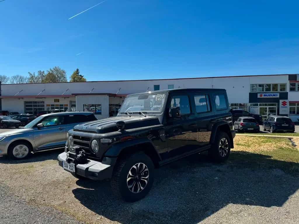BAW 212 ZF 8GangAutomatik,Offroader,LED,Seilwinde,Leder null-photo-2