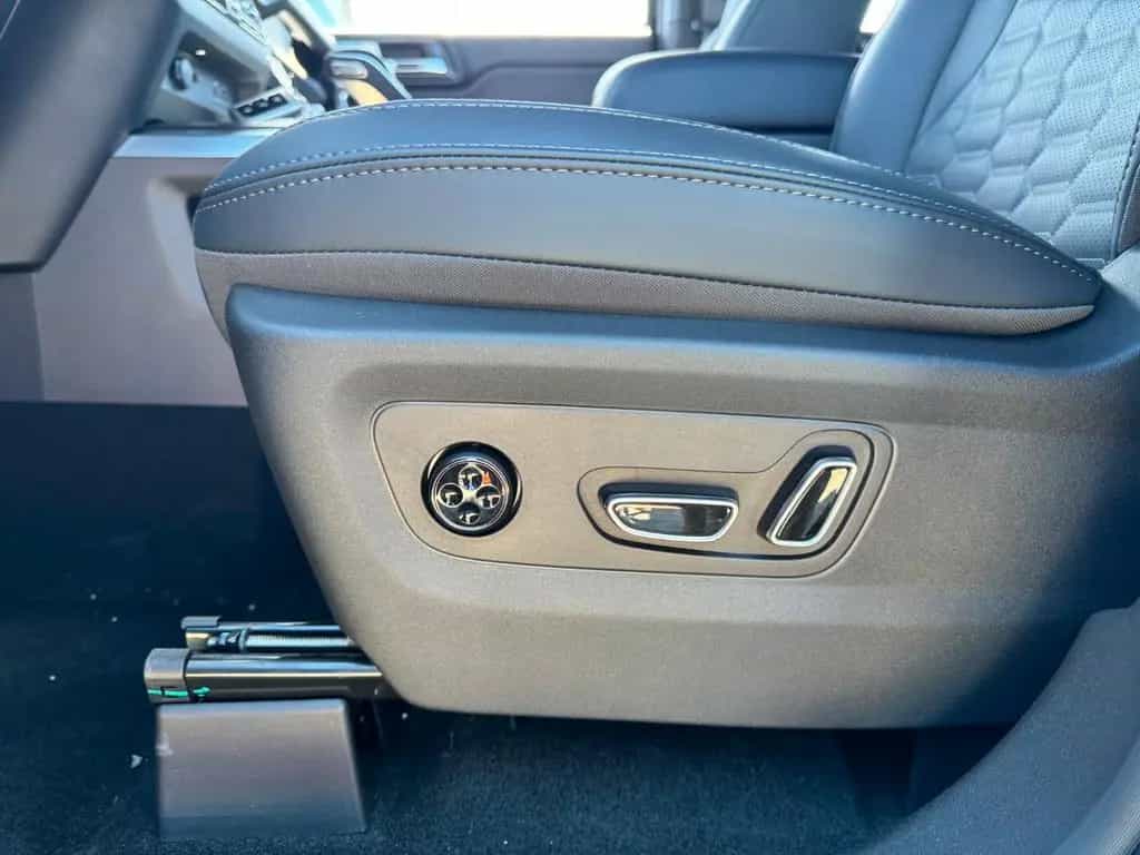 BAW 212 ZF 8GangAutomatik,Offroader,LED,Seilwinde,Leder null-photo-24
