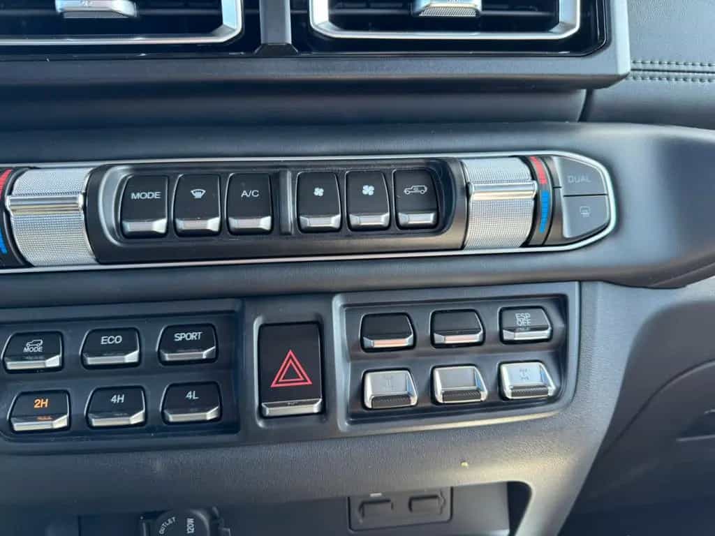 BAW 212 ZF 8GangAutomatik,Offroader,LED,Seilwinde,Leder null-photo-35