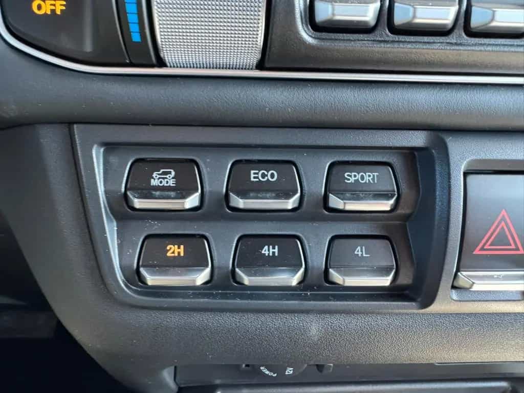 BAW 212 ZF 8GangAutomatik,Offroader,LED,Seilwinde,Leder null-photo-36