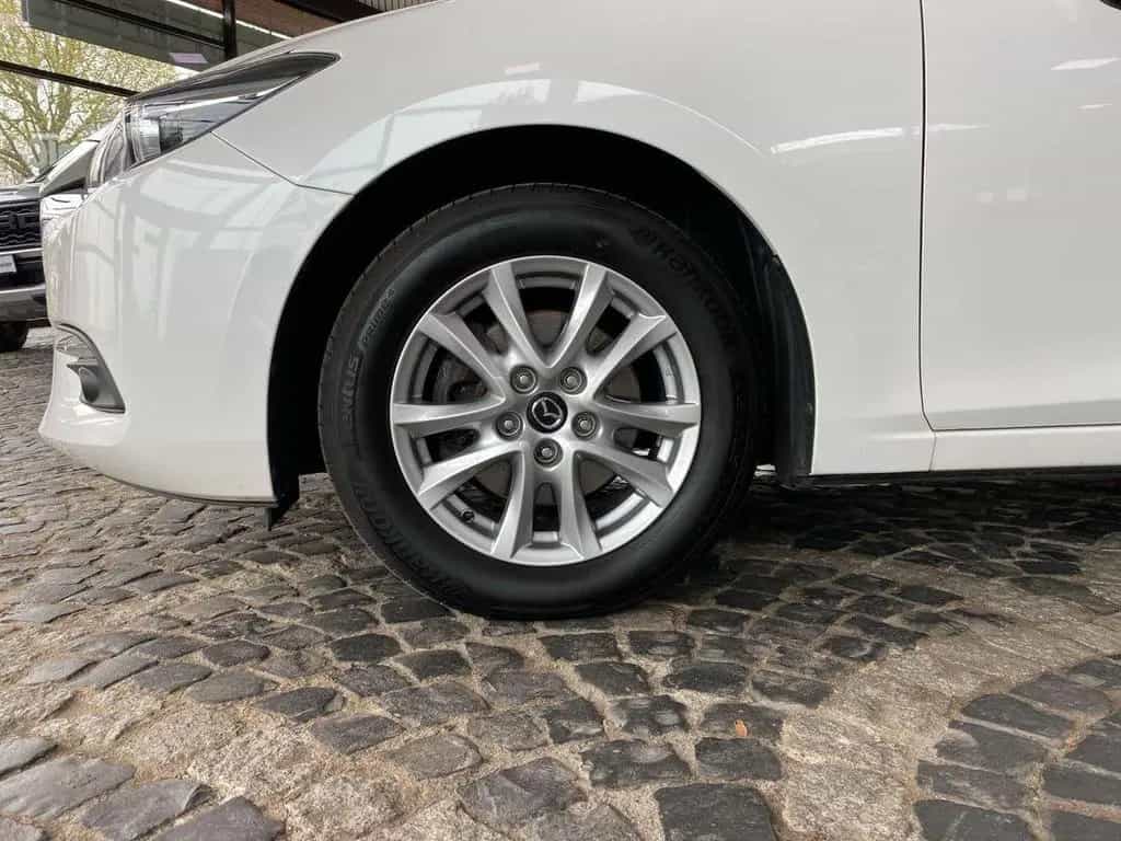 Mazda 3 Exclusive-Line/8-Fach/Winterpaket/Rückfahrkame 12/2018-photo-10