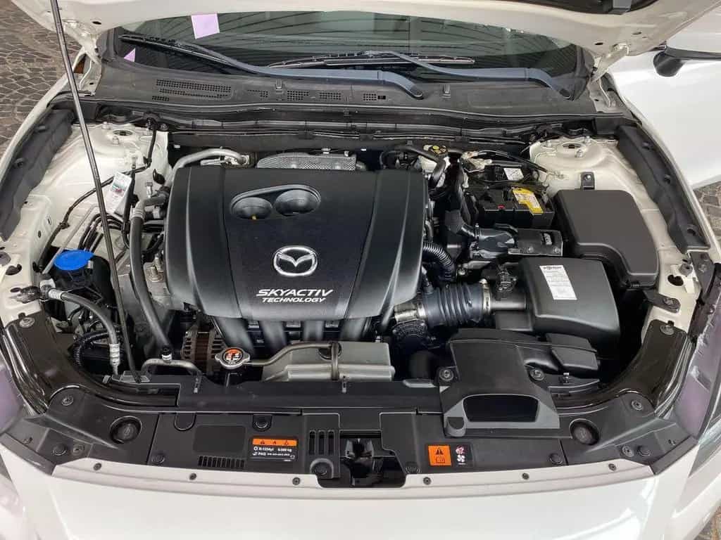 Mazda 3 Exclusive-Line/8-Fach/Winterpaket/Rückfahrkame 12/2018-photo-14