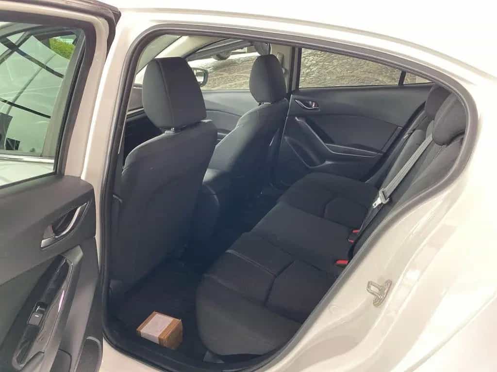 Mazda 3 Exclusive-Line/8-Fach/Winterpaket/Rückfahrkame 12/2018-photo-3