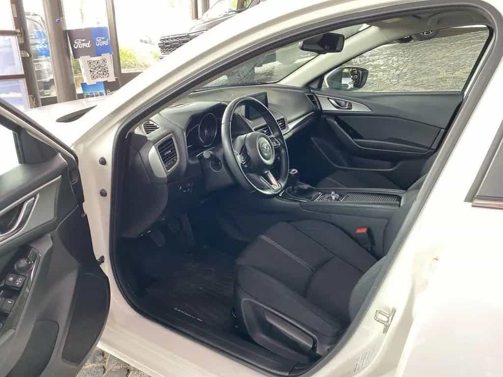 Mazda 3 Exclusive-Line/8-Fach/Winterpaket/Rückfahrkame 12/2018-photo-5