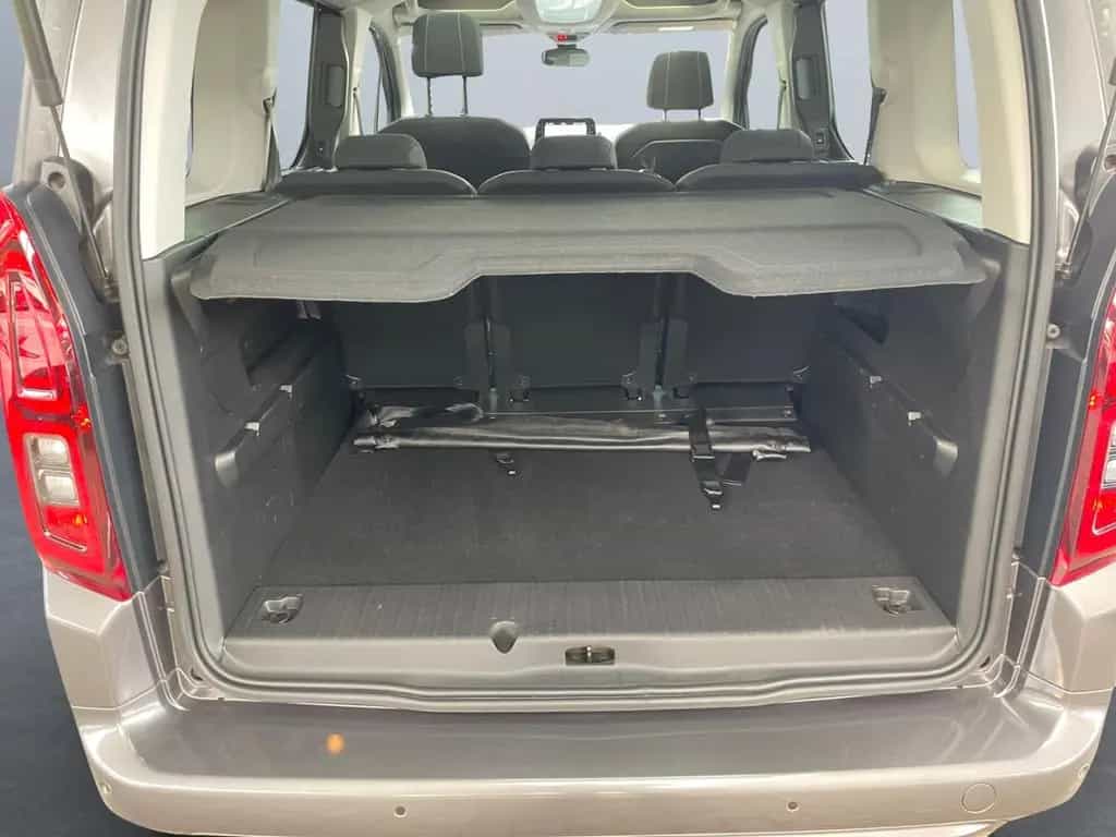 Toyota Proace City Verso 1.2 L1 Team *Pano*Rcam*ACC*PDC 03/2022-photo-17