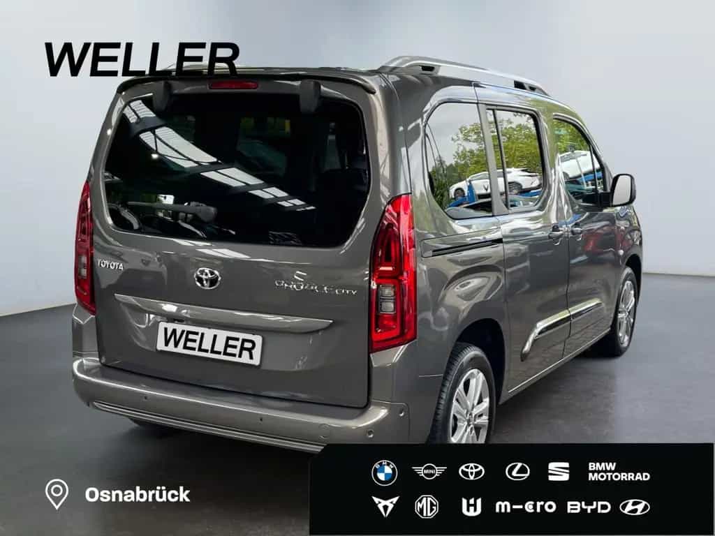 Toyota Proace City Verso 1.2 L1 Team *Pano*Rcam*ACC*PDC 03/2022-photo-18