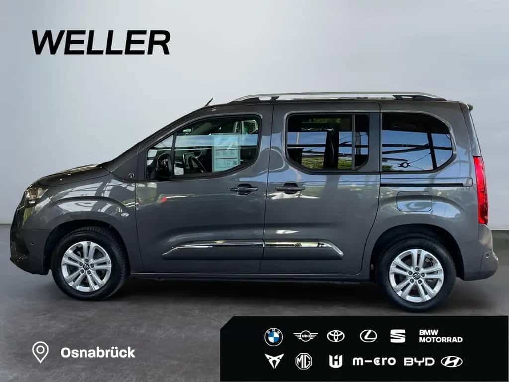 Toyota Proace City Verso 1.2 L1 Team *Pano*Rcam*ACC*PDC 03/2022-photo-4