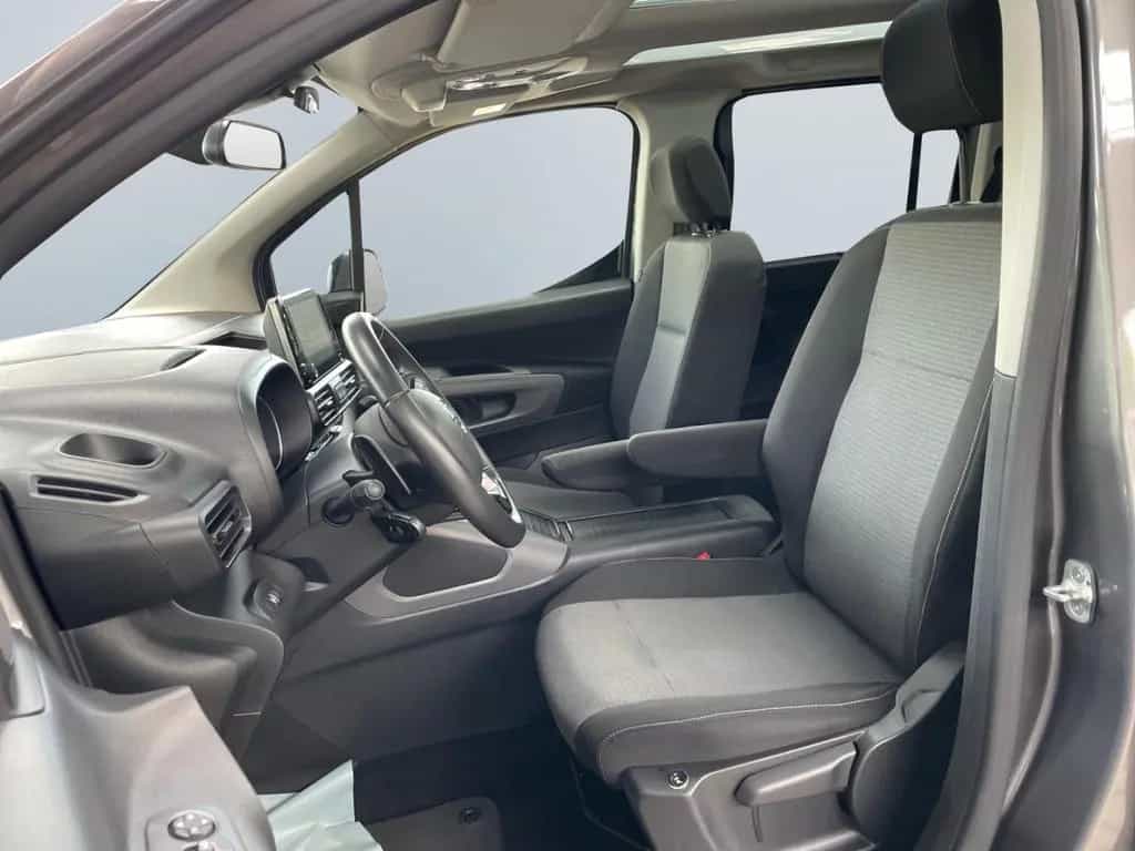 Toyota Proace City Verso 1.2 L1 Team *Pano*Rcam*ACC*PDC 03/2022-photo-8