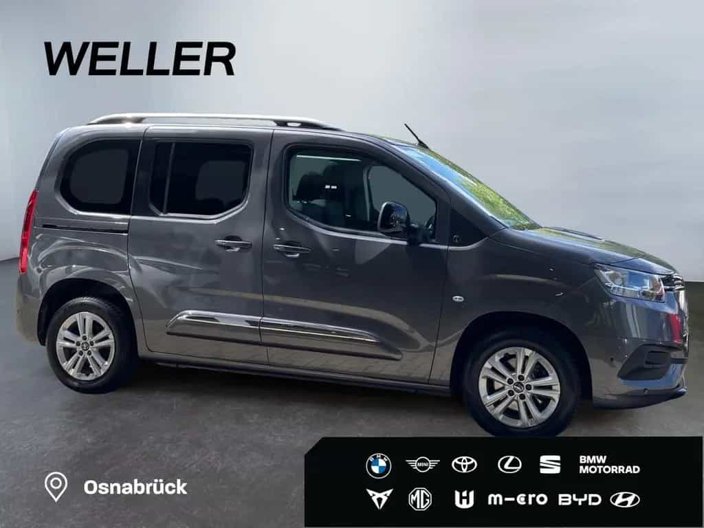Toyota Proace City Verso 1.2 L1 Team *Pano*Rcam*ACC*PDC 03/2022-photo-9