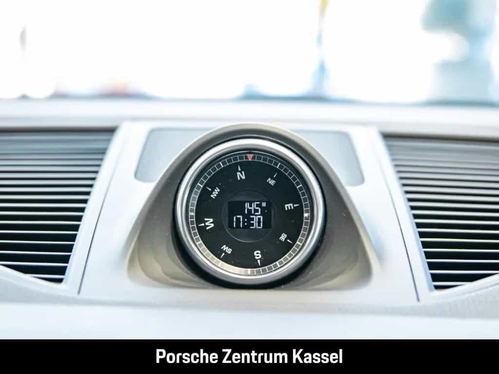Porsche Macan Sportabgasanlage 20-Zoll Rückfahrkamera 01/2021-photo-12